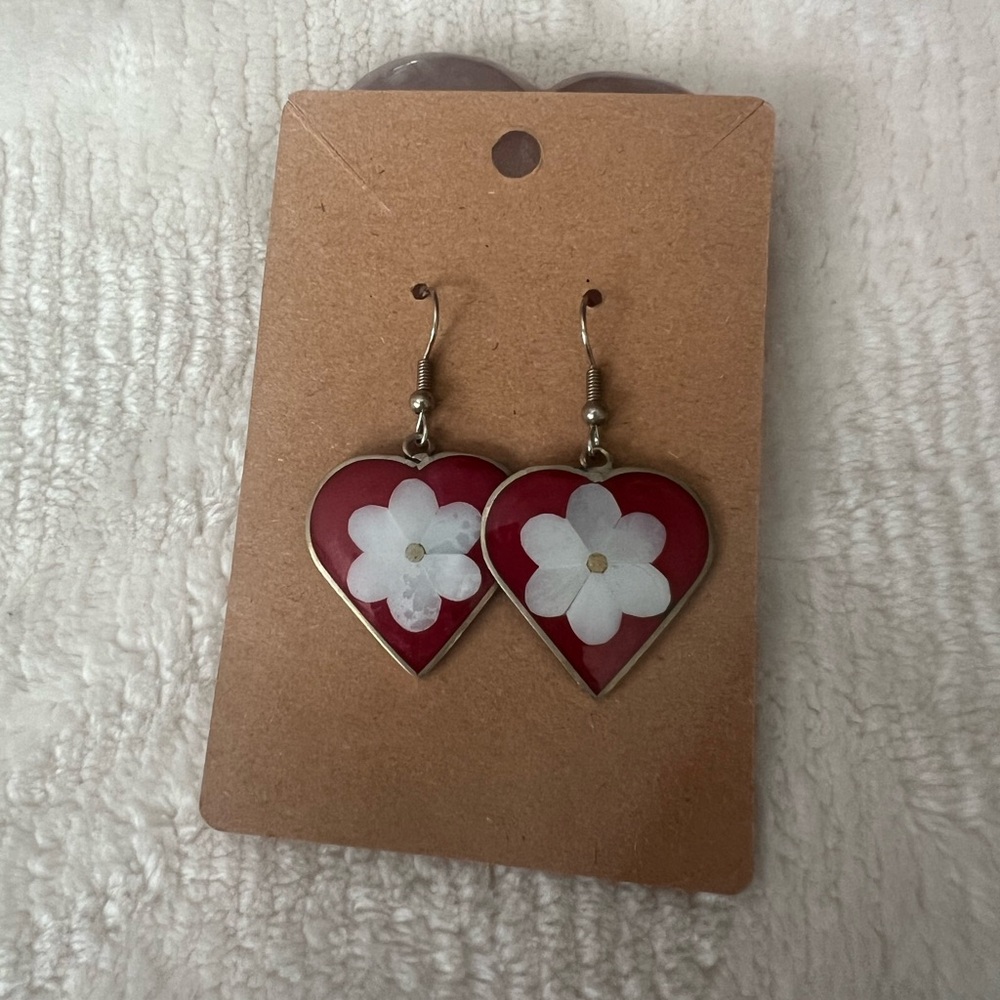 Alpaca Mexico Heart-Shaped Red and White Floral Earrings